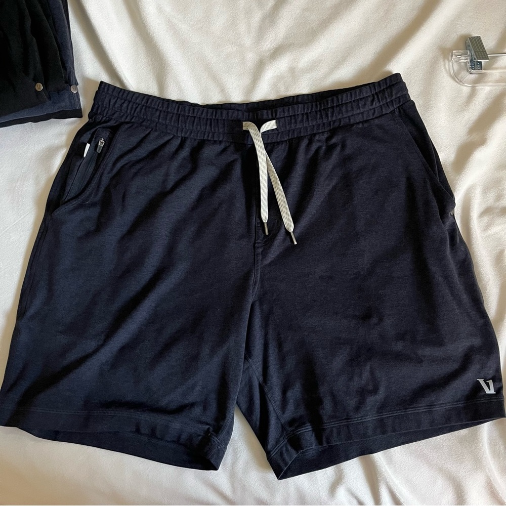 Vuori Men's Ponto Athletic Shorts Midnight Heather Blue Size X-Large